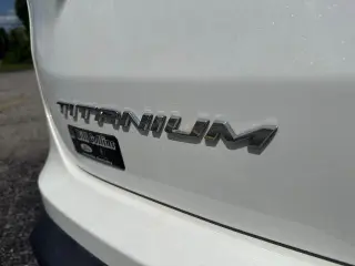 Ford Edge 2023 AWD Titanium 4dr Crossover