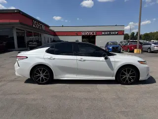 2020 Toyota Camry XSE