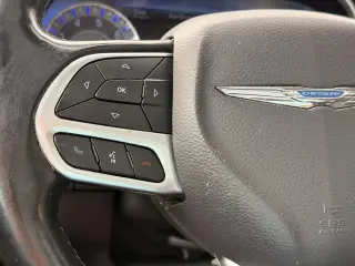 2017 Chrysler 300