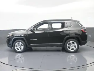 Jeep Compass 2023 4x4 Latitude 4dr SUV