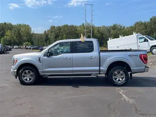 Ford F-150 2022 4x4 XLT 4p SuperCrew 6.5 pies SB