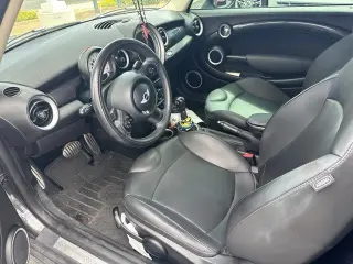 MINI Hardtop 2013 Cooper S 2dr Hatchback