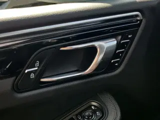 Porsche Macan 2019 tracción en las cuatro ruedas S 4p SUV