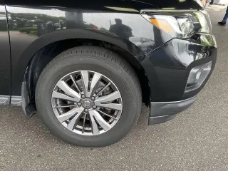 Nissan Pathfinder 2019 4x4 S 4dr SUV