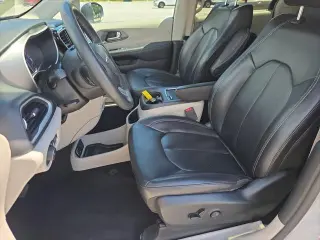 Chrysler Pacifica 2023 Touring L 4dr Mini-Van