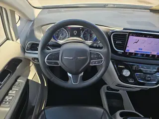 Chrysler Pacifica 2023 Touring L 4dr Mini-Van