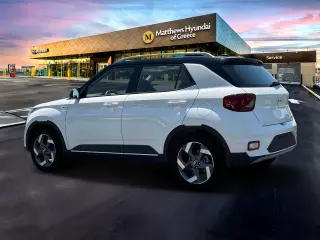 Hyundai VENUE 2024 Limited 4dr Crossover