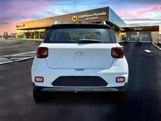 Hyundai VENUE 2024 Limited 4dr Crossover