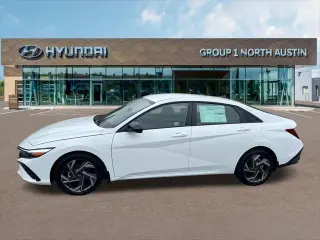 Hyundai ELANTRA 2025 SEL Sport 4 puertas Sedán