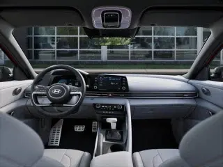 Hyundai ELANTRA 2025 SEL Sport 4dr Sedán