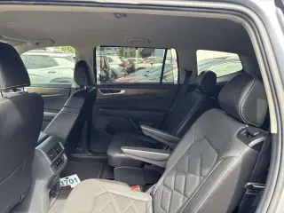 Volkswagen Atlas 2024 AWD SE 4Motion 4dr SUV con Tecnología