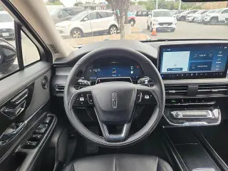 Lincoln Corsair 2023 AWD Estándar 4p SUV