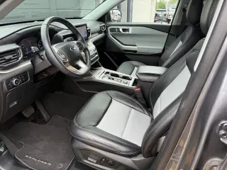 Ford Explorer 2023 AWD XLT 4dr SUV