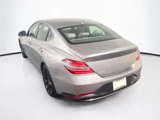 Genesis G70 2023 2.0T 4dr Sedán