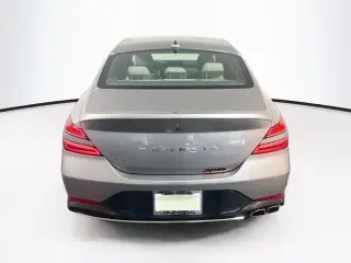 Genesis G70 2023 2.0T 4dr Sedán