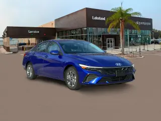 Hyundai ELANTRA 2024 SEL 4p Sedan