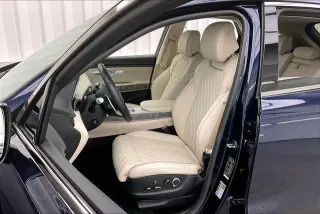 Genesis GV70 2025 AWD 3.5T Sport SUV 4 puertas