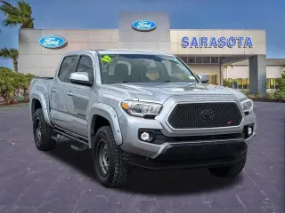 Toyota Tacoma 2017 4x2 TRD Off-Road 4dr Double Cab 5.0 ft SB