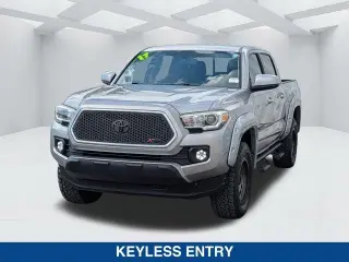 Toyota Tacoma 2017 4x2 TRD Off-Road 4dr Double Cab 5.0 ft SB