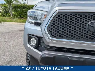 Toyota Tacoma 2017 4x2 TRD Off-Road 4dr Double Cab 5.0 ft SB