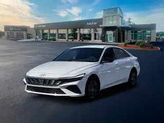 Hyundai ELANTRA Híbrido 2026 SEL Deportivo 4dr Sedán