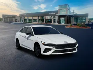 Hyundai ELANTRA Híbrido 2026 SEL Deportivo 4dr Sedán