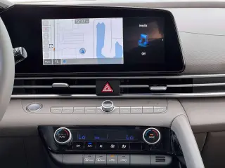 Hyundai ELANTRA Híbrido 2026 SEL Deportivo 4dr Sedán