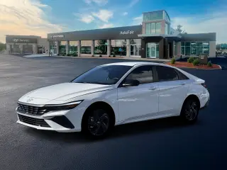 Hyundai ELANTRA Híbrido 2026 SEL Deportivo 4dr Sedán