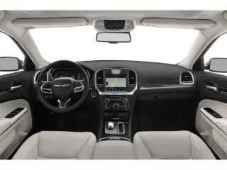 Chrysler 300 2018 AWD Touring 4dr Sedán