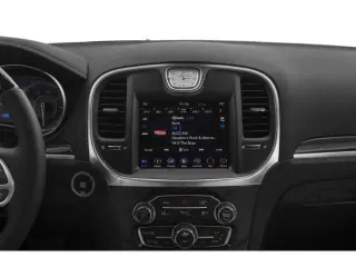Chrysler 300 2018 AWD Touring 4dr Sedán