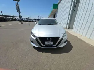 Nissan Altima 2020 2.5 S 4dr Sedán