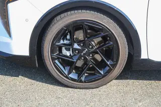 Kia K4 2025 GT-Line Turbo 4p Sedano