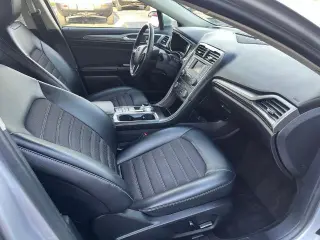 Ford Fusion Hybrid 2017 SE 4dr Sedan