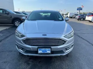 Ford Fusion Hybrid 2017 SE 4dr Sedan