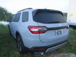 Honda Pilot 2023 Touring 4dr SUV