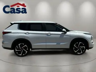 Mitsubishi Outlander 2023 SE 4dr SUV