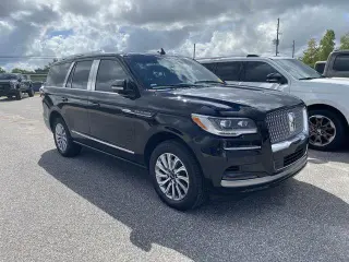 Lincoln Navigator 2023 4x4 Estándar 4p SUV
