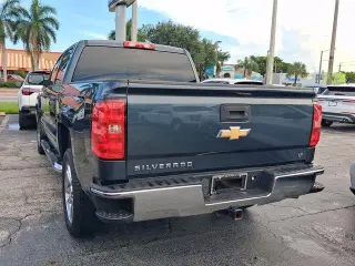 Chevrolet Silverado 1500 2018 4x2 LT 4p. Cabina Crew 5.8 ft. SB