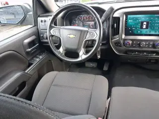 Chevrolet Silverado 1500 2018 4x2 LT 4p. Cabina Crew 5.8 ft. SB