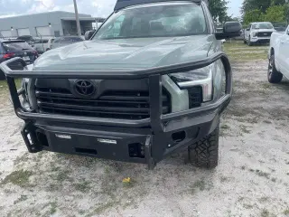 Toyota Tundra 2024 4x4 SR5 4p CrewMax Cab Pickup SB