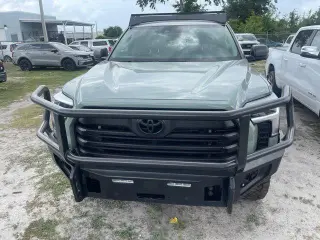 Toyota Tundra 2024 4x4 SR5 4p CrewMax Cab Pickup SB