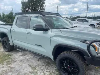 Toyota Tundra 2024 4x4 SR5 4p CrewMax Cab Pickup SB