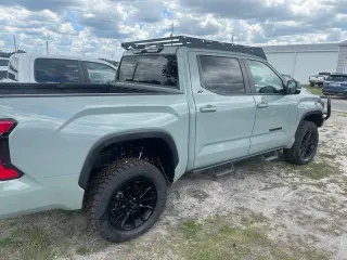 Toyota Tundra 2024 4x4 SR5 4p CrewMax Cab Pickup SB