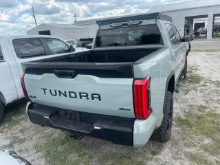 Toyota Tundra 2024 4x4 SR5 4p CrewMax Cab Pickup SB