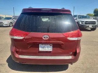 Toyota Sienna 2014 LE 7 pasajeros Auto Asiento de acceso 4 puertas Minivan