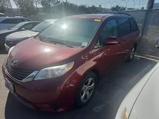 Toyota Sienna 2014 LE 7 pasajeros Auto Asiento de acceso 4 puertas Minivan