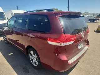 Toyota Sienna 2014 LE 7 pasajeros Auto Asiento de acceso 4 puertas Minivan