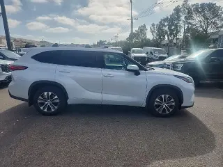Toyota Highlander 2023 L 4dr SUV