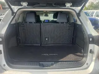 Toyota Highlander 2023 L 4dr SUV