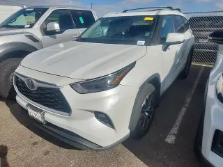 Toyota Highlander 2023 L 4dr SUV